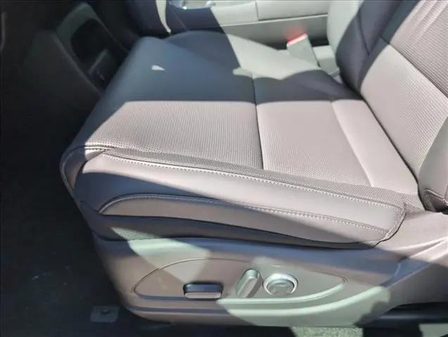 2026 Hyundai Palisade Hybrid Blue SEL Premium 8P