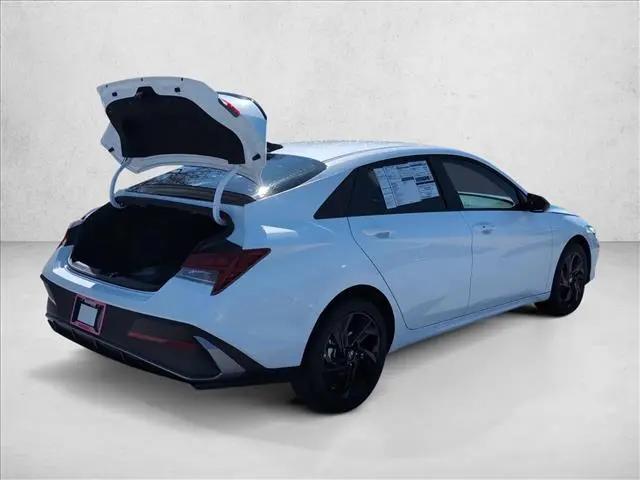 2026 Hyundai Elantra Hybrid SEL Sport