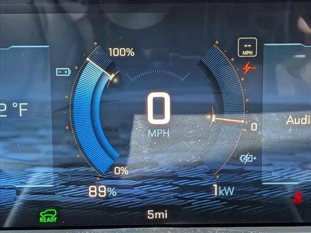 2027 Chevrolet Bolt LT FWD