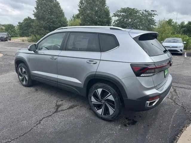 2026 Volkswagen Taos SE