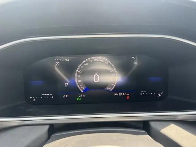 2026 Volkswagen Taos SE Black