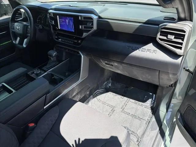 2026 Toyota Tundra SR5 CrewMax 5.5' Bed