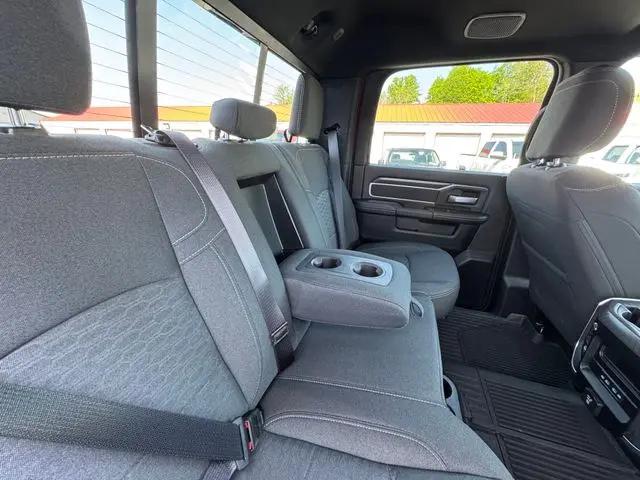 2026 Ram 3500 Big Horn Crew Cab 4x4 8' Box