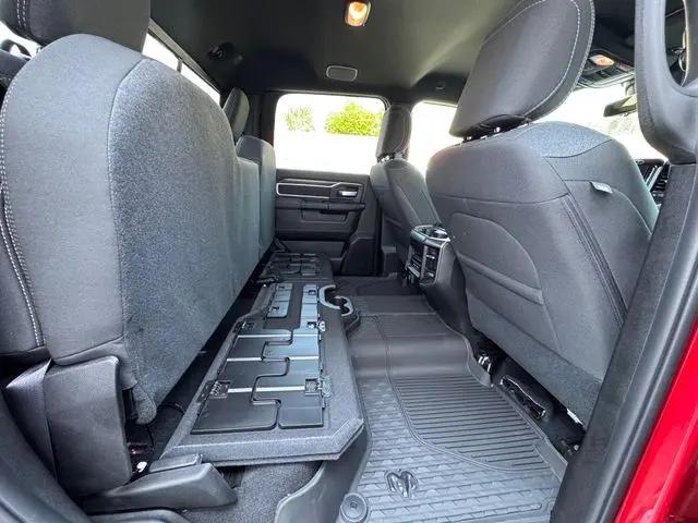 2026 Ram 3500 Big Horn Crew Cab 4x4 8' Box