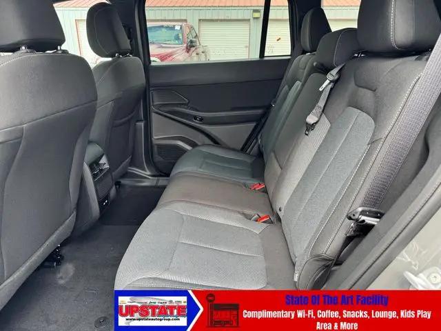 2026 Jeep Cherokee Laredo 4x4