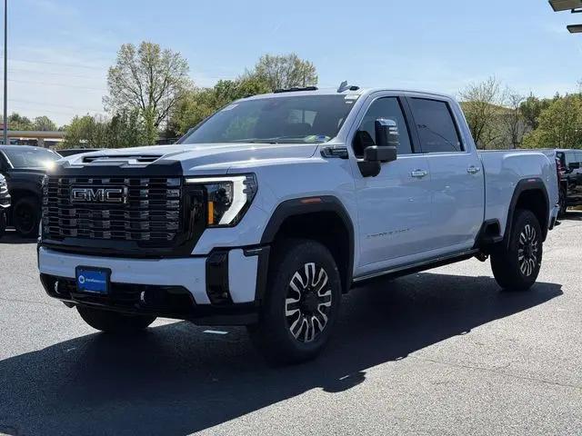 2026 GMC Sierra 2500HD Crew Cab, Standard Bed, Denali Ultimate, 4WD