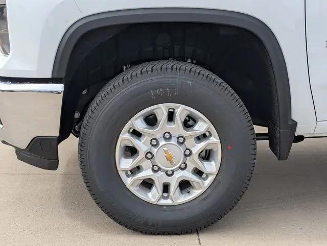 2026 Chevrolet Silverado 3500HD Crew Cab, Long Bed, LT Dual Rear Wheel, RWD