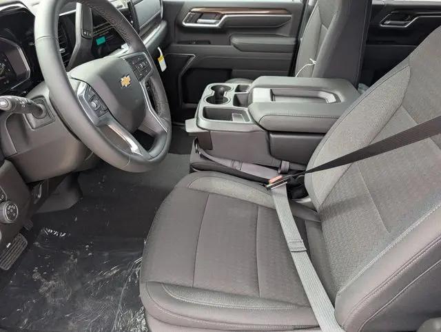 2026 Chevrolet Silverado 3500HD Crew Cab, Long Bed, LT Dual Rear Wheel, RWD