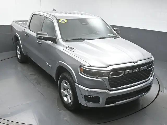 2025 Ram 1500 Big Horn Crew Cab 4x4 5'7" Box