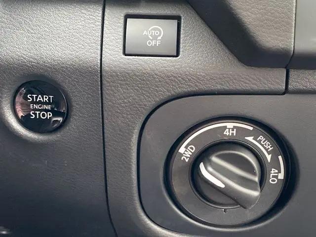 2026 Nissan Frontier Crew Cab Long Bed PRO-4X 4x4