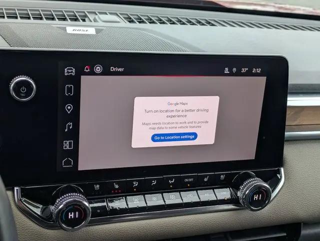 2023 GMC Canyon 4WD Crew Cab Short Box Denali