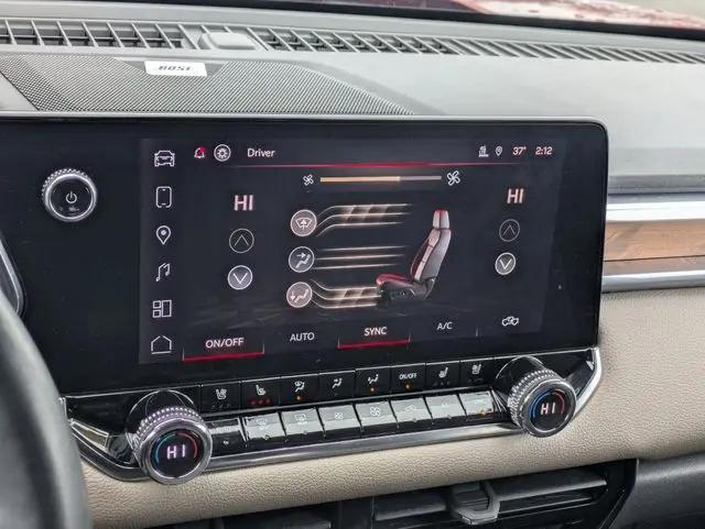 2023 GMC Canyon 4WD Crew Cab Short Box Denali