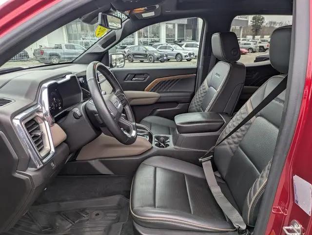 2023 GMC Canyon 4WD Crew Cab Short Box Denali