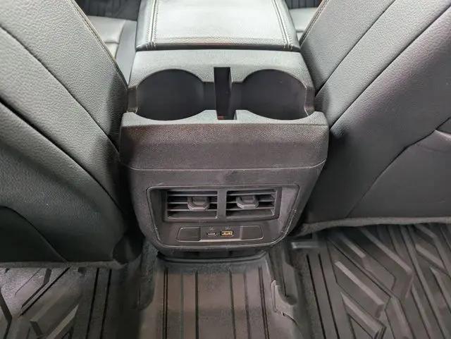 2023 GMC Canyon 4WD Crew Cab Short Box Denali