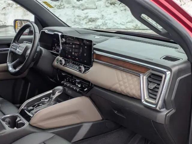 2023 GMC Canyon 4WD Crew Cab Short Box Denali