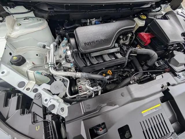 2022 Nissan Rogue Sport SL FWD Xtronic CVT