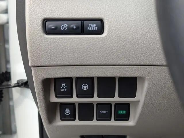 2022 Nissan Rogue Sport SL FWD Xtronic CVT