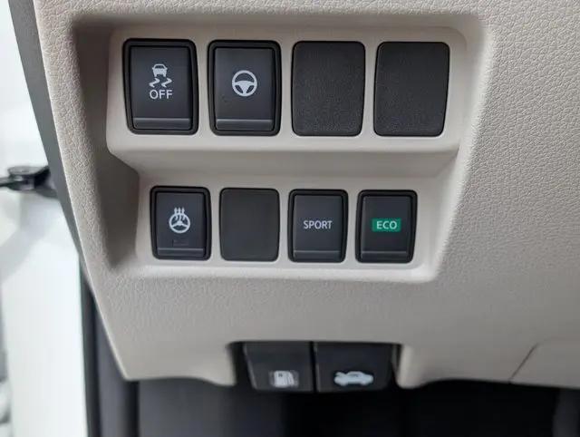 2022 Nissan Rogue Sport SL FWD Xtronic CVT
