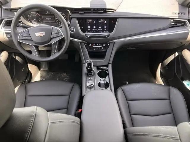2026 Cadillac XT5 Luxury FWD