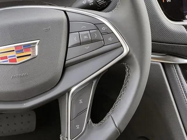 2026 Cadillac XT5 Luxury FWD