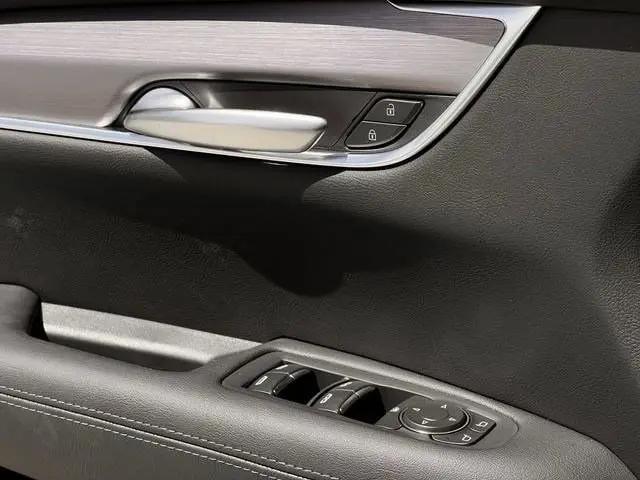 2026 Cadillac XT5 Luxury FWD