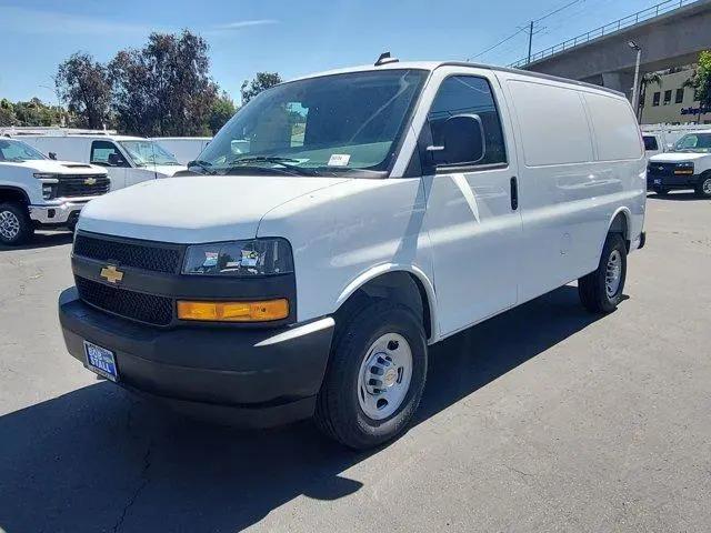 2026 Chevrolet Express Cargo Van 2500 Regular Wheelbase, WT, RWD