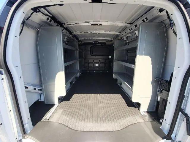 2026 Chevrolet Express Cargo Van 2500 Regular Wheelbase, WT, RWD