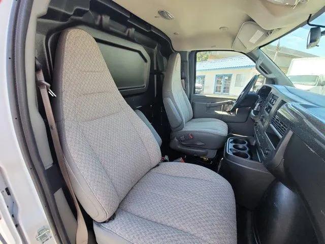 2026 Chevrolet Express Cargo Van 2500 Regular Wheelbase, WT, RWD