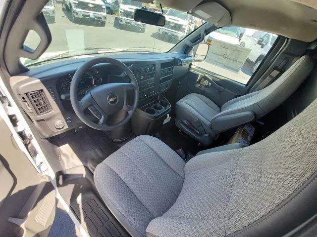 2026 Chevrolet Express Cargo Van 2500 Regular Wheelbase, WT, RWD