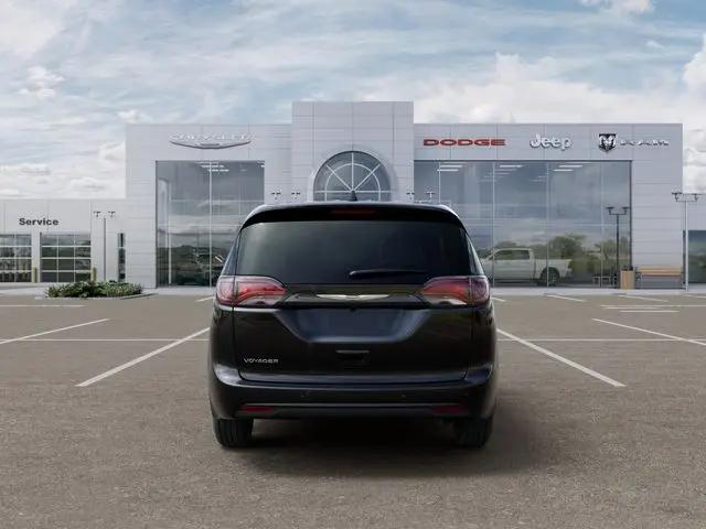 2026 Chrysler Voyager LX