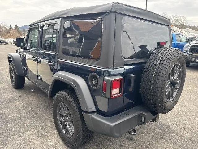 2025 Jeep Wrangler 4-Door Summit 4x4