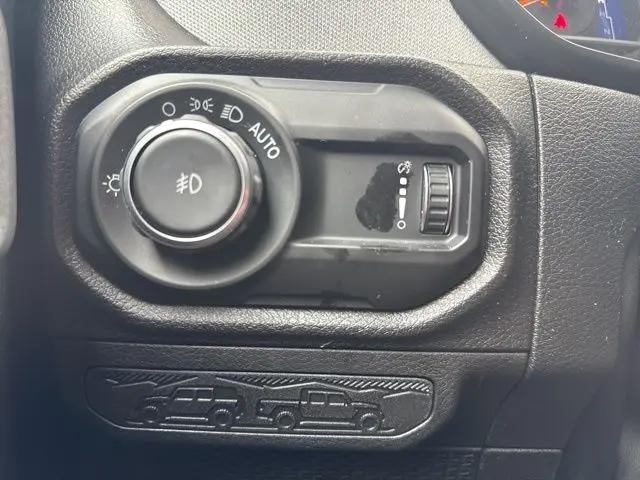 2025 Jeep Wrangler 4-Door Summit 4x4