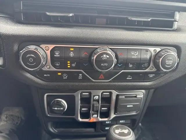 2025 Jeep Wrangler 4-Door Summit 4x4