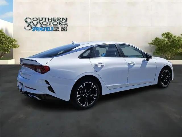 2024 Kia K5 GT-Line