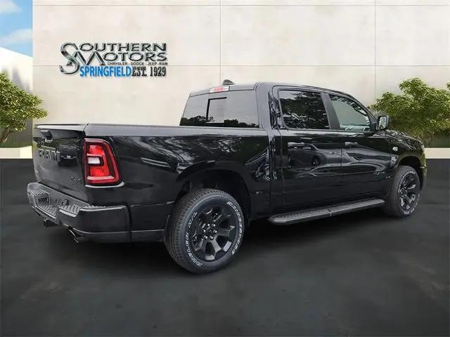 2026 Ram 1500 Express Crew Cab 4x4 5'7" Box