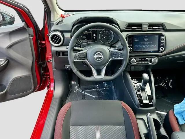 2025 Nissan Versa 1.6 SR