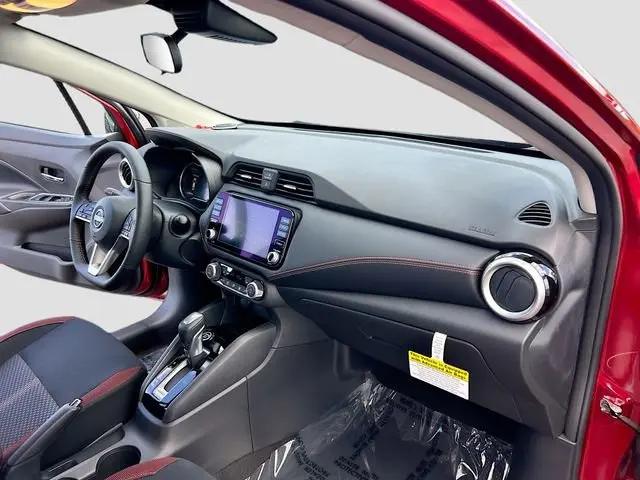 2025 Nissan Versa 1.6 SR