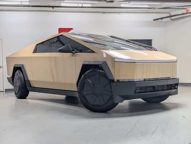 2024 Tesla Cybertruck All-Wheel Drive