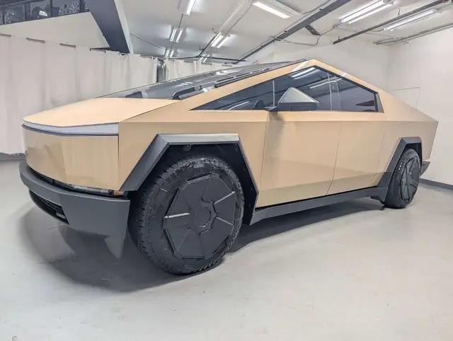 2024 Tesla Cybertruck All-Wheel Drive