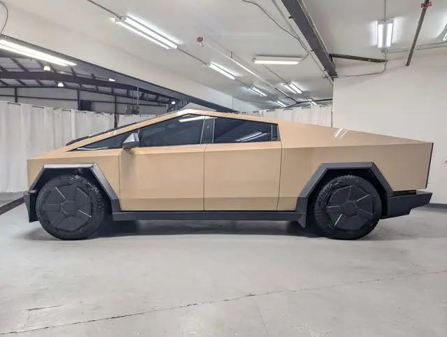 2024 Tesla Cybertruck All-Wheel Drive