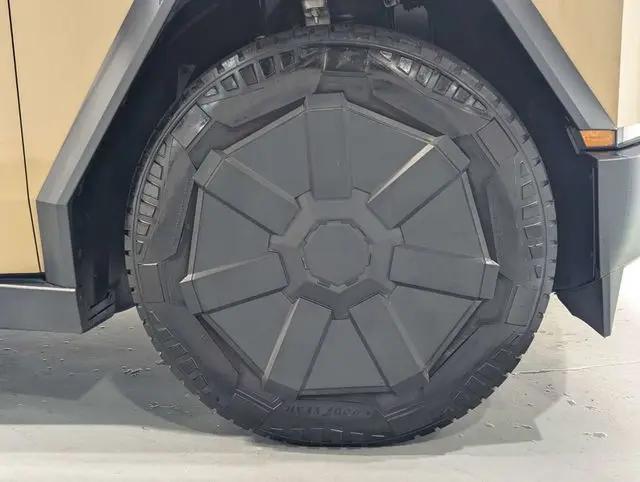 2024 Tesla Cybertruck All-Wheel Drive