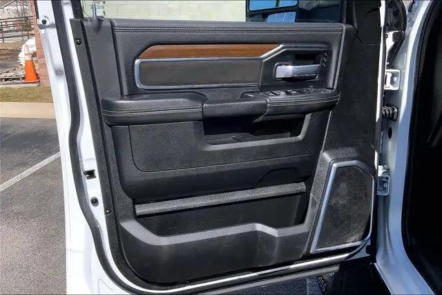 2024 Ram 2500 Laramie Crew Cab 4x4 6'4" Box