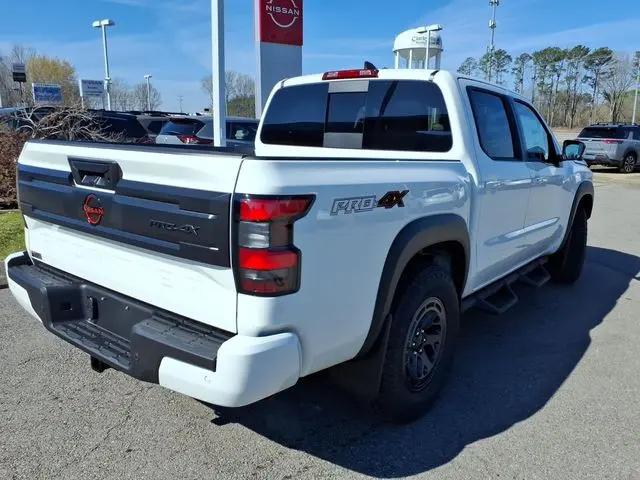 2026 Nissan Frontier Crew Cab PRO-4X 4x4