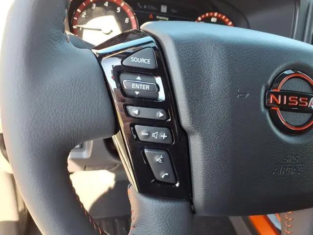 2026 Nissan Frontier Crew Cab PRO-4X 4x4