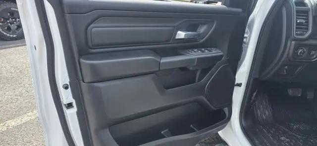 2026 Ram 1500 Warlock Crew Cab 4x4 5'7" Box
