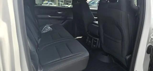 2026 Ram 1500 Warlock Crew Cab 4x4 5'7" Box