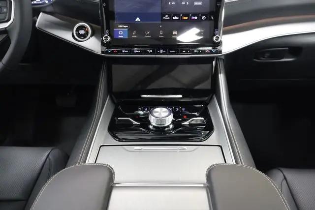 2026 Jeep Grand Wagoneer Limited Reserve 4x4