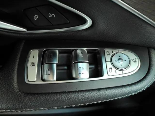 2019 Mercedes-Benz C-CLASS C 300 4MATIC