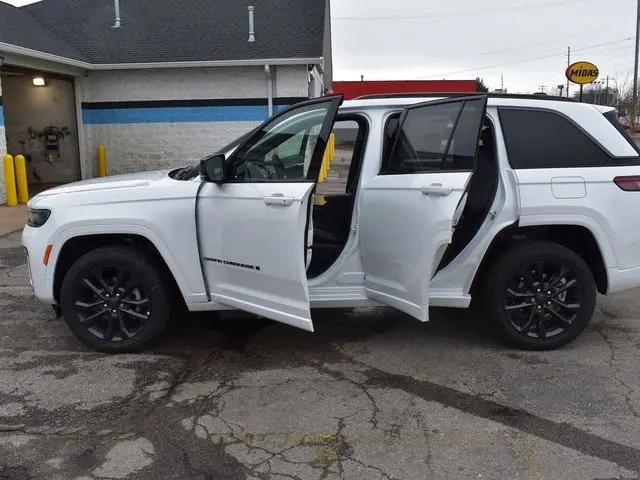 2026 Jeep Grand Cherokee Limited Reserve