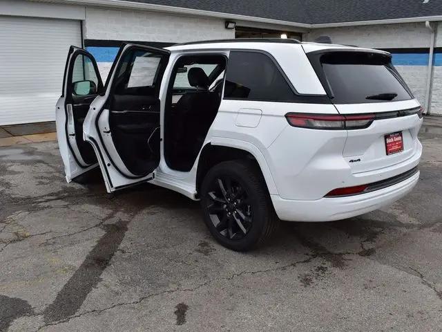 2026 Jeep Grand Cherokee Limited Reserve